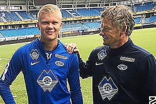 每体：巴萨不着急让奥尔莫复出，不接受手术以免缺阵4个月