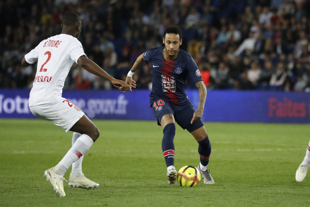 德拉富恩特：我和斯卡洛尼聊了聊，如果有队失误我们就可能碰面