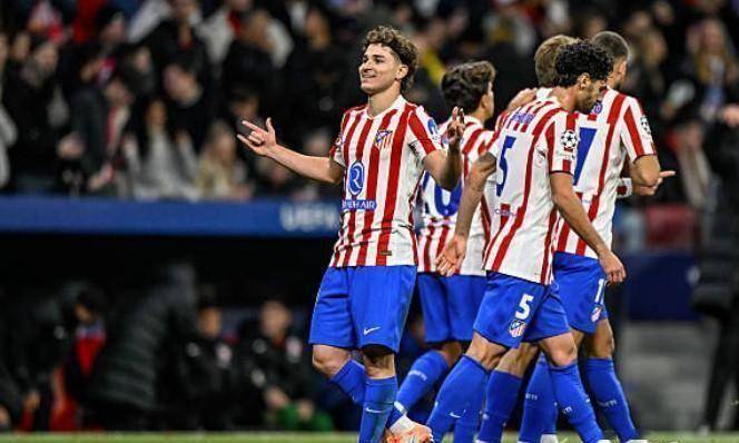 库里一战刷爆纪录！勇士全场沸腾