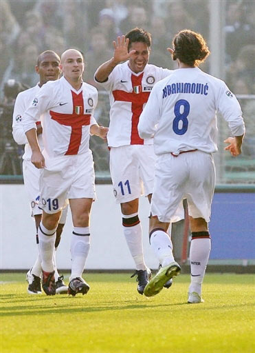 辽宁男篮三连胜王哲林状态火热