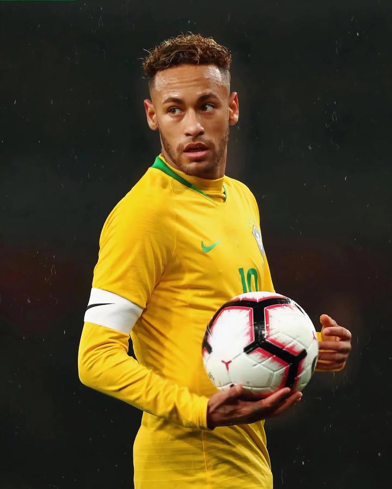 金童奖系列奖项：杜埃获金童奖，皮奥获意大利金童奖